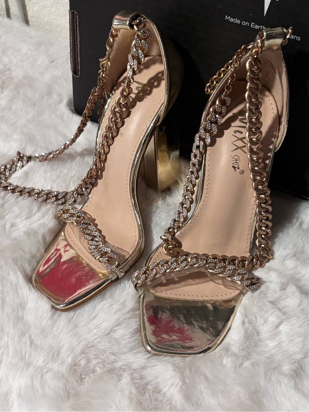 XOXO Gold Chain-Strap Block Heel Sandals